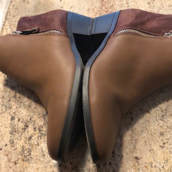 Call It Spring brown ankle booties sz 7 - Picture 3 of 5